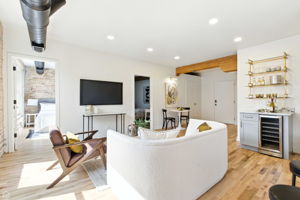 515 N Noble St 306_006