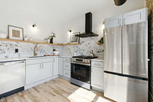 515 N Noble St 306_007