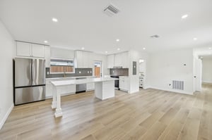 N Osprey Ave-011.jpg