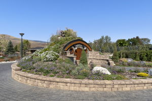  Photo 33