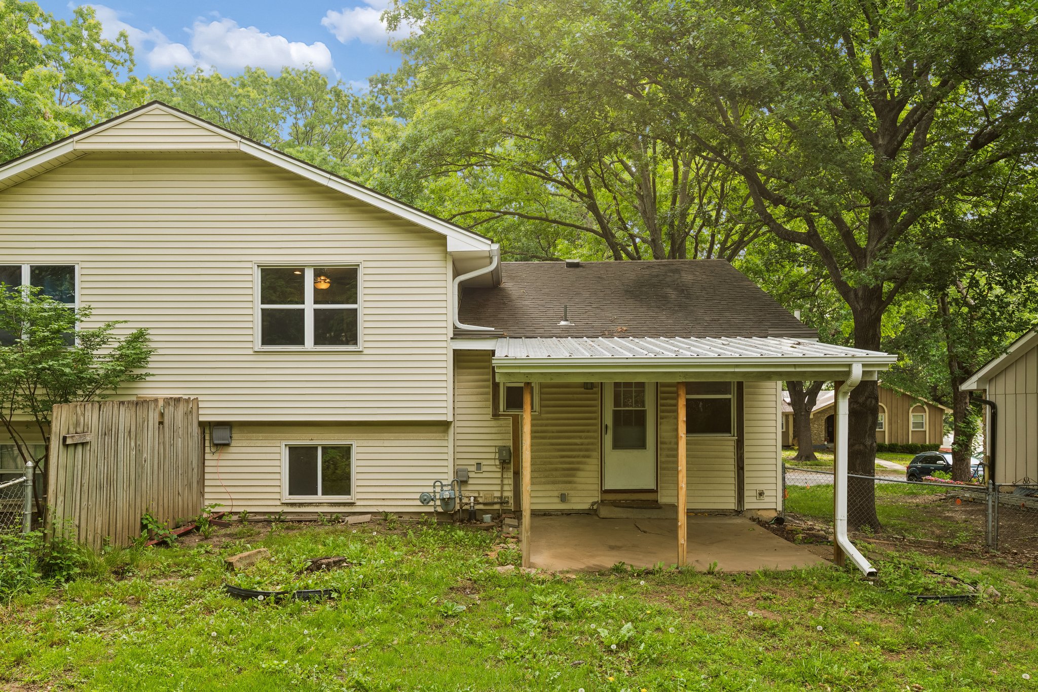 8984 - 515 S Cardinal Dr_032.jpg