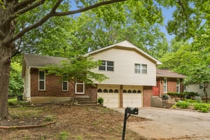 8984 - 515 S Cardinal Dr_002.jpg