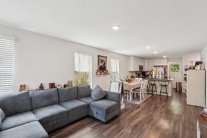 S Woodlawn St-2504-008.jpg