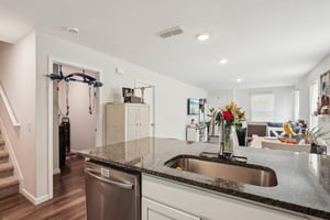 S Woodlawn St-2504-012.jpg