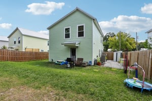 S Woodlawn St-2504-031.jpg