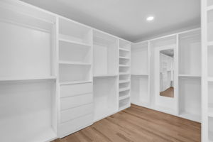 Primary Bedroom Closet