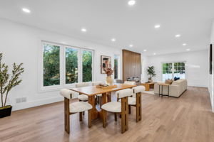Kitchen Breakfast Area