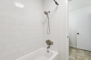 Tallowood Rd 43-S2609-014.jpg