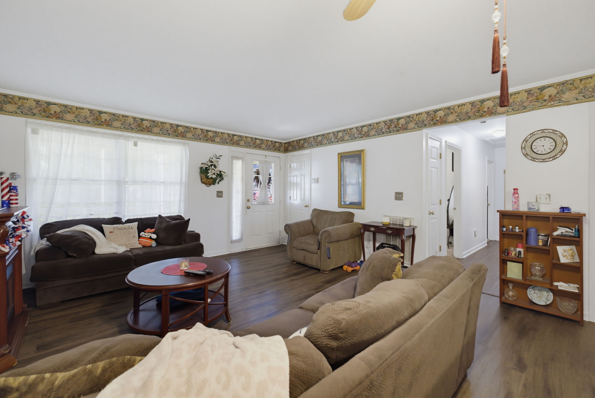 515 W Decatur St-9