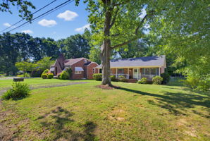 515 W Decatur St-4