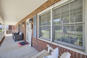 515 W Decatur St-6