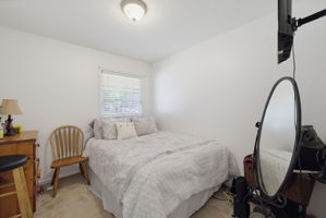 515 W Decatur St-22