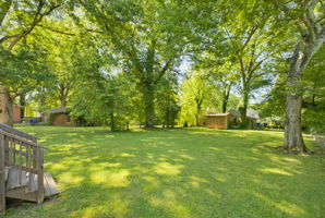 515 W Decatur St-26