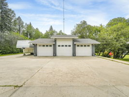 Photo 45