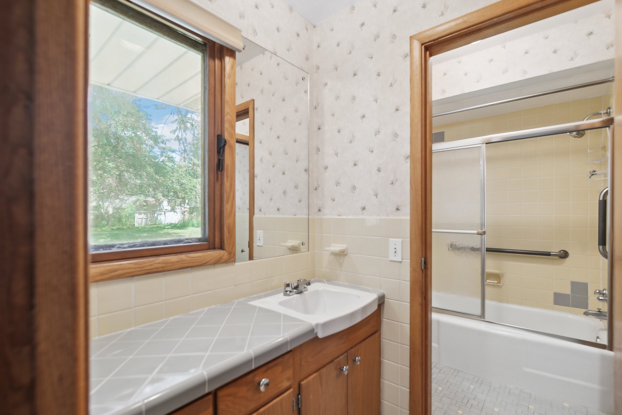 5152 Tifton Dr, Minneapolis, MN 55439 | Nordy Photography