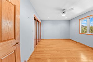  Photo 45