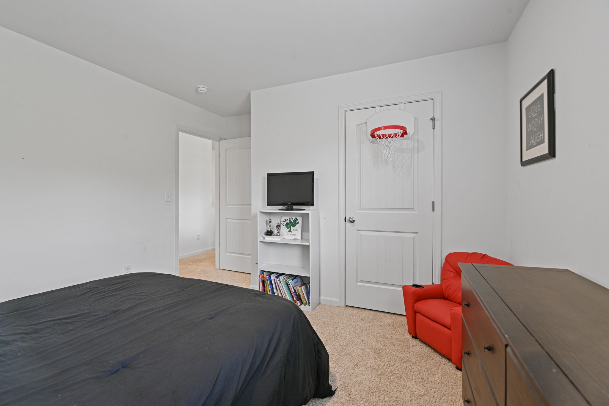  Photo 12