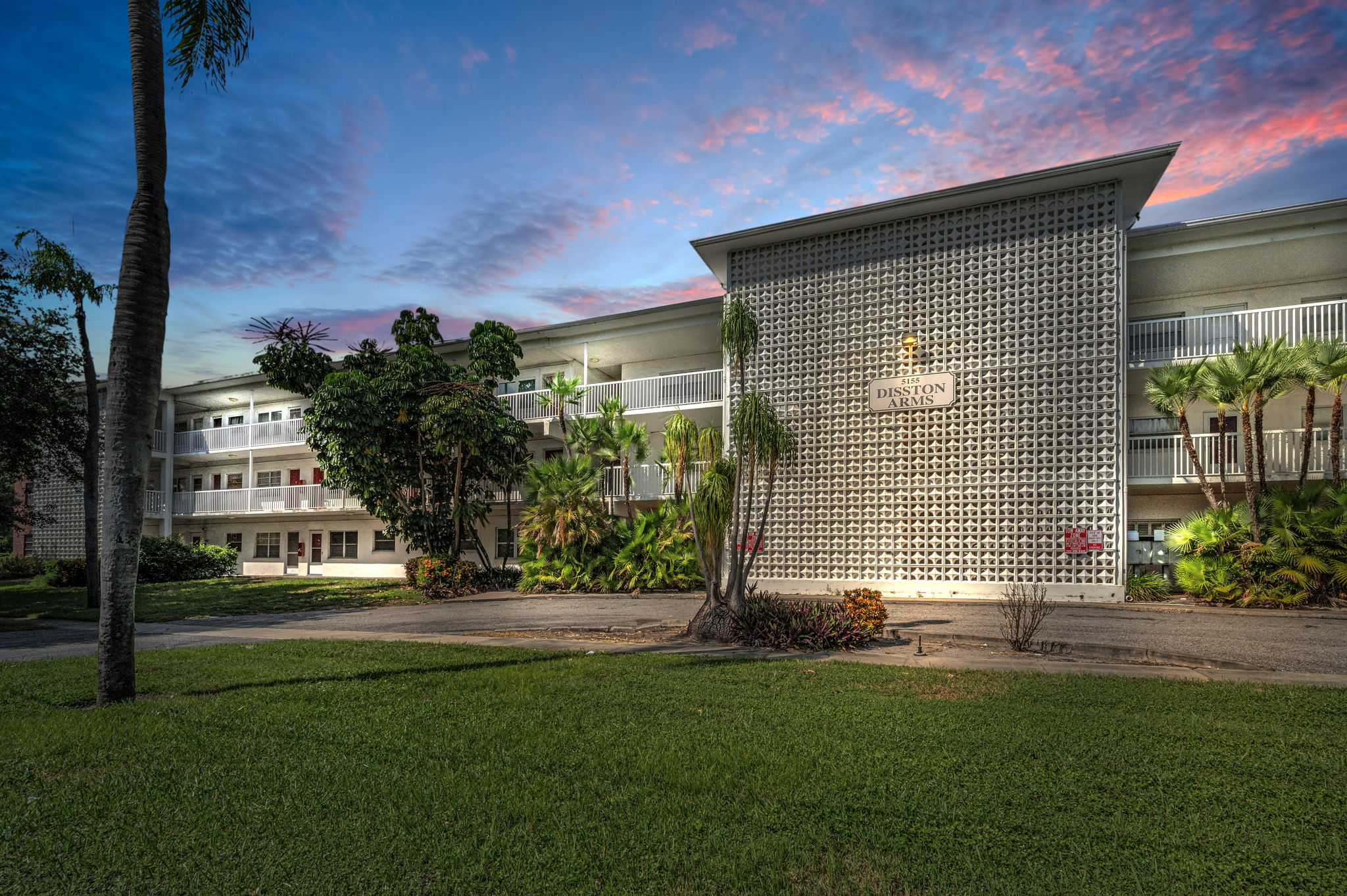 Front Exterior1