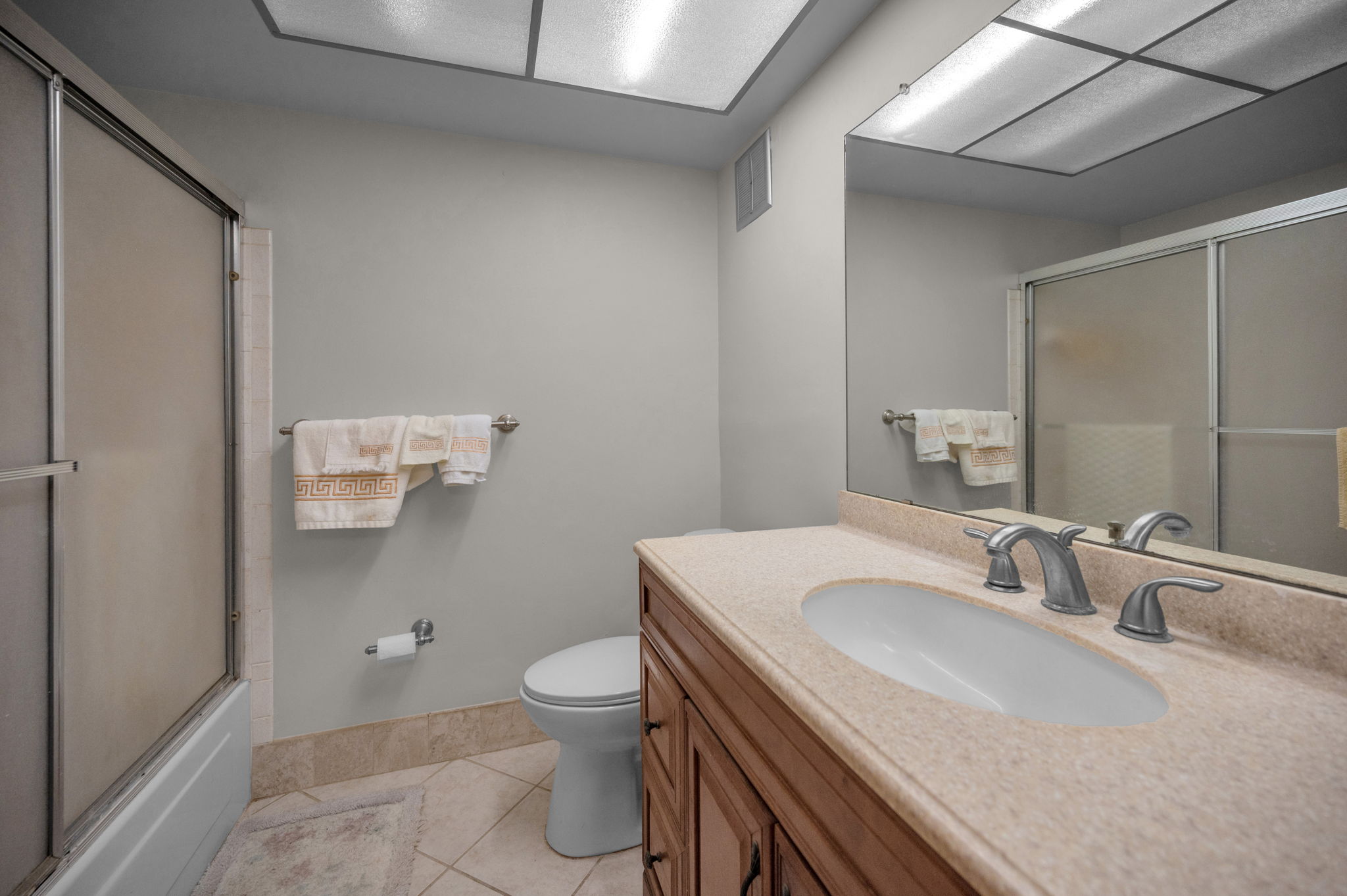 Bathroom2