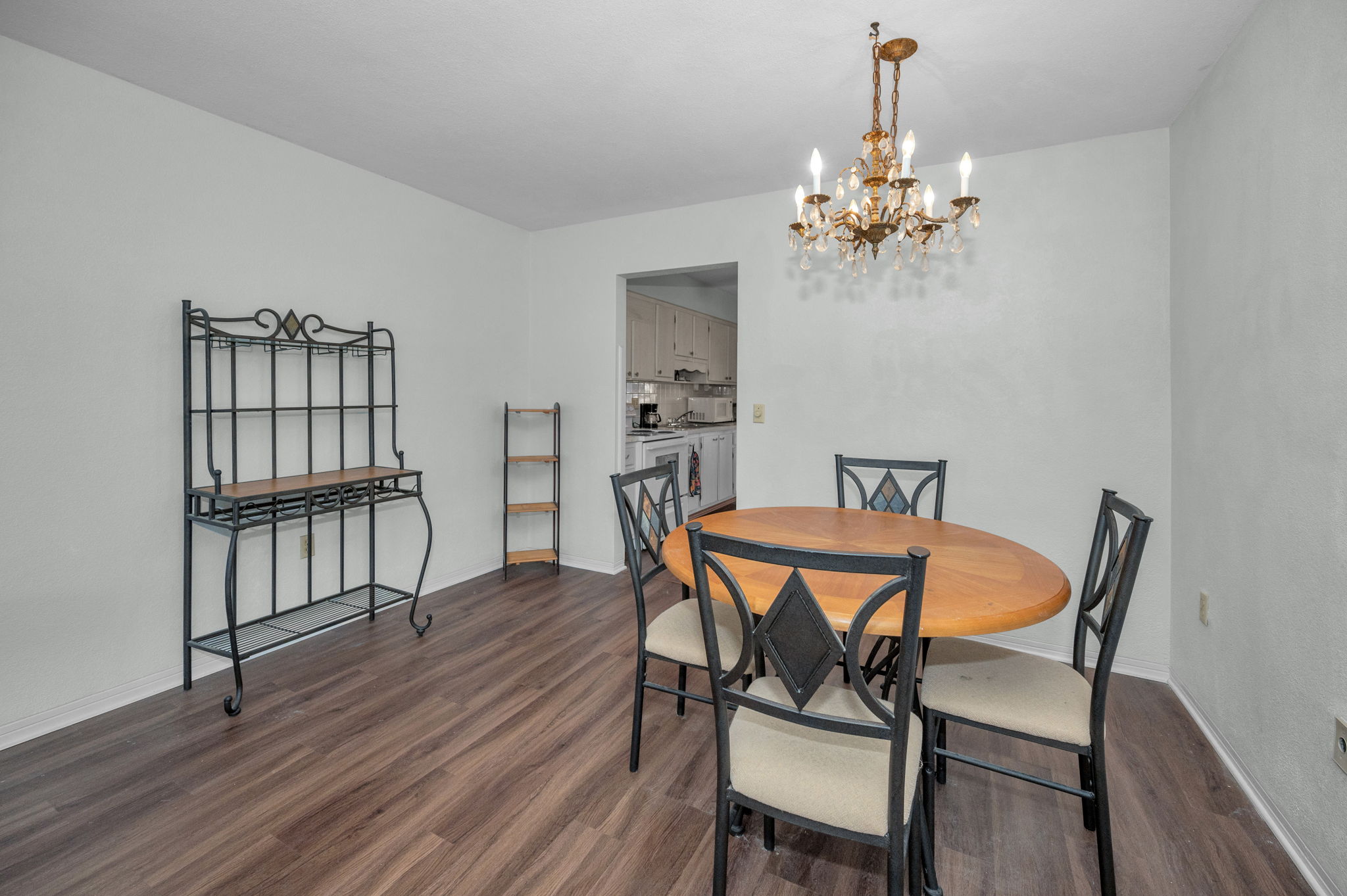 Dining Room4
