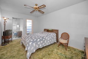 Primary Bedroom1a