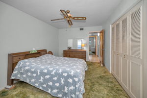 Primary Bedroom1d