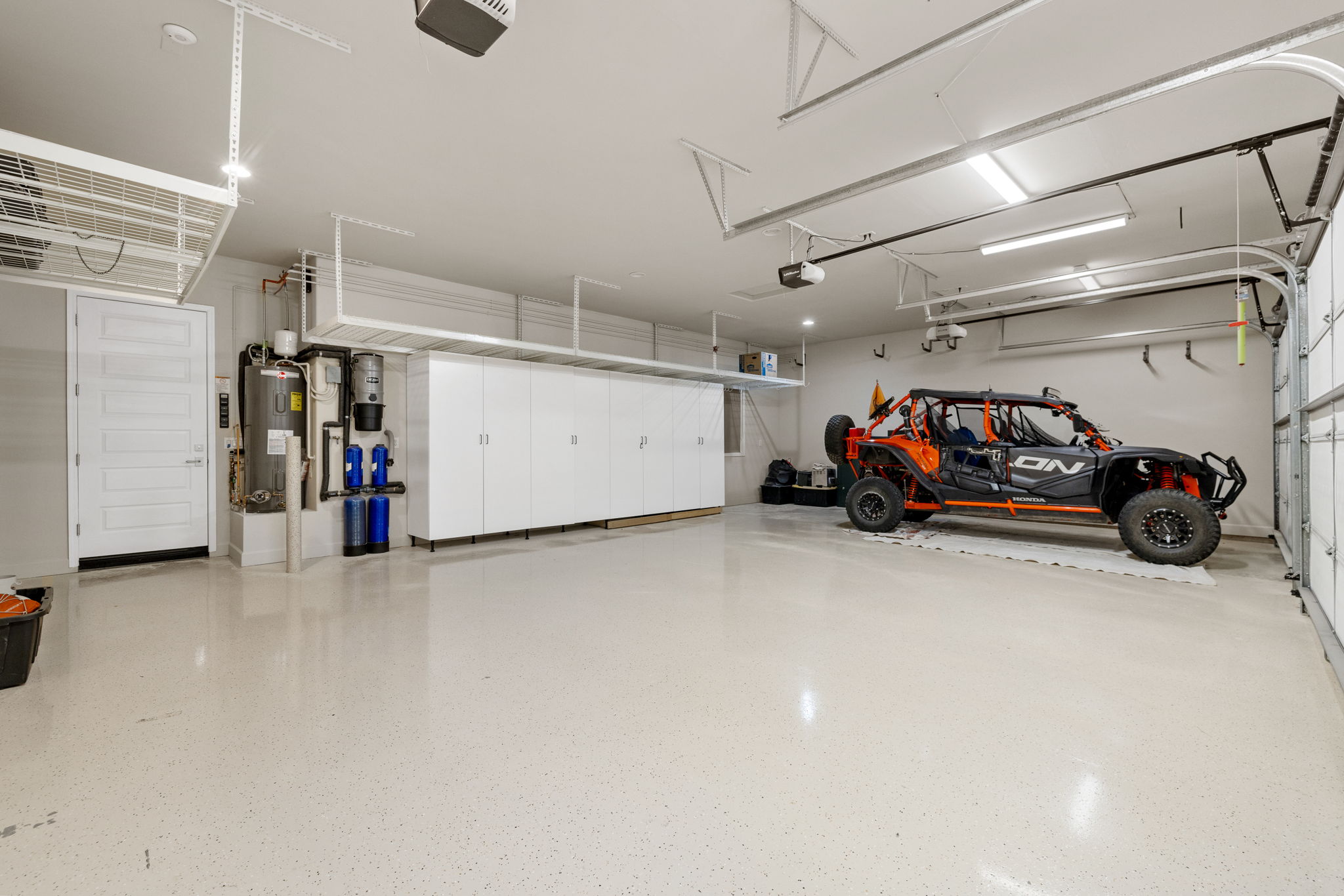 Garage Interior_1