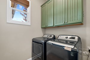 Laundry Room_1