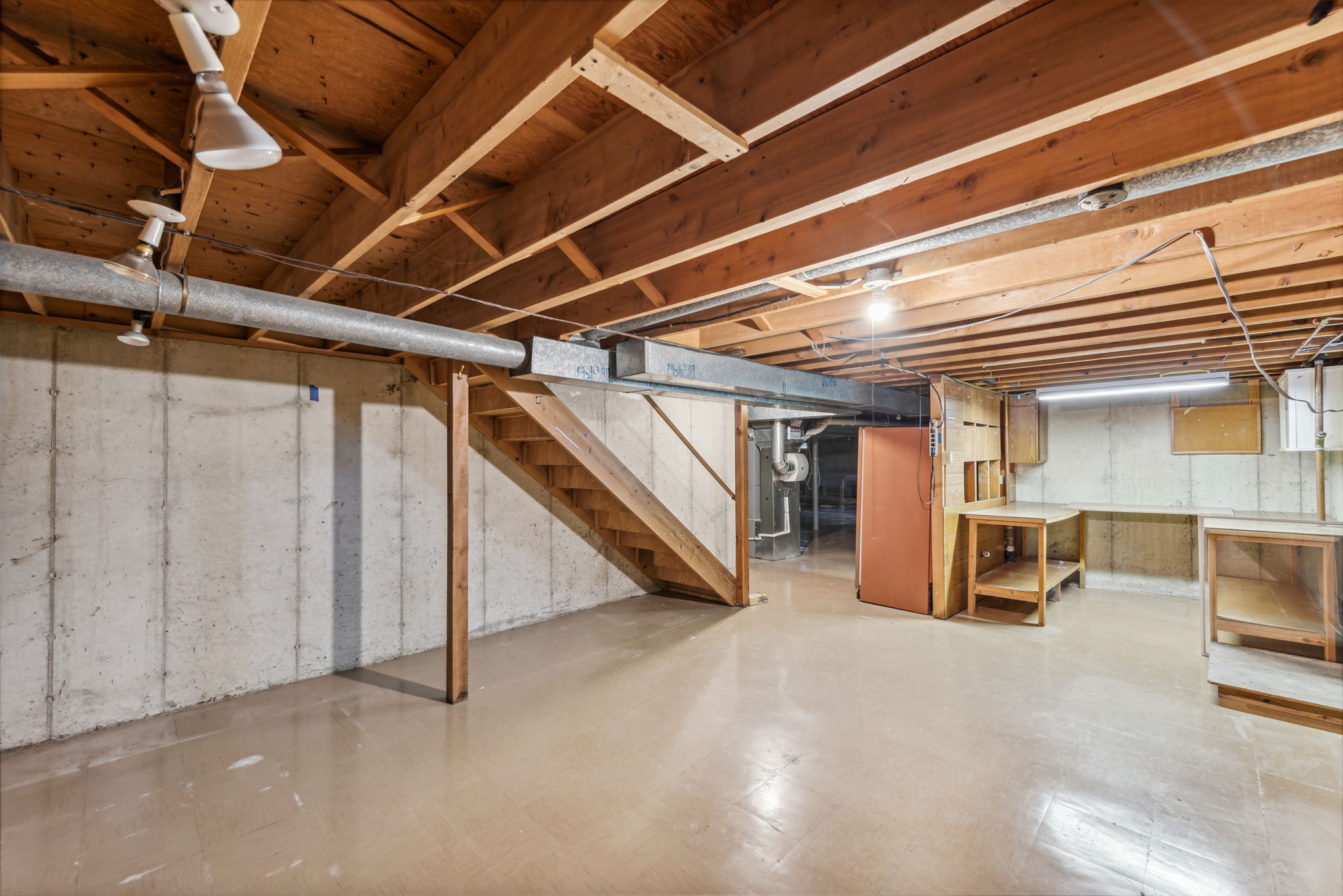 25_Interior