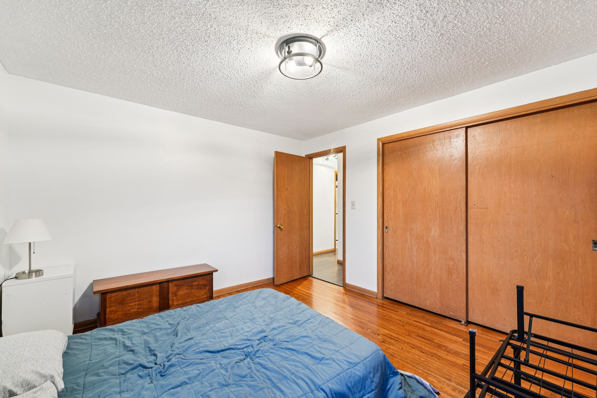 & 520 Park Island Rd-S0511-042.jpg