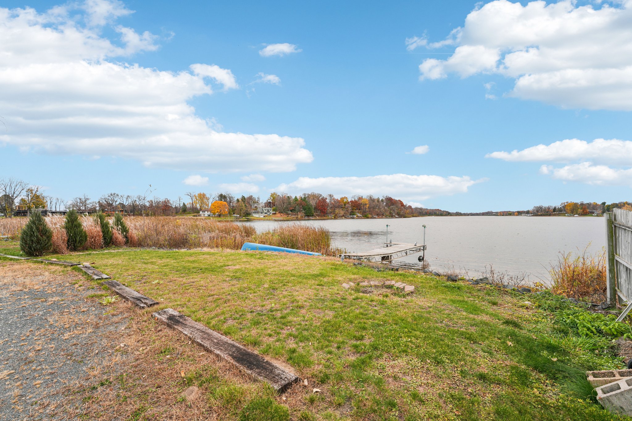 & 520 Park Island Rd-S0511-049.jpg