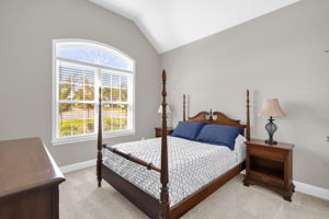 516 Birchwood Dr-18