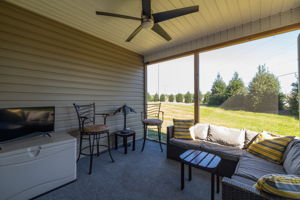 516 Birchwood Dr-22
