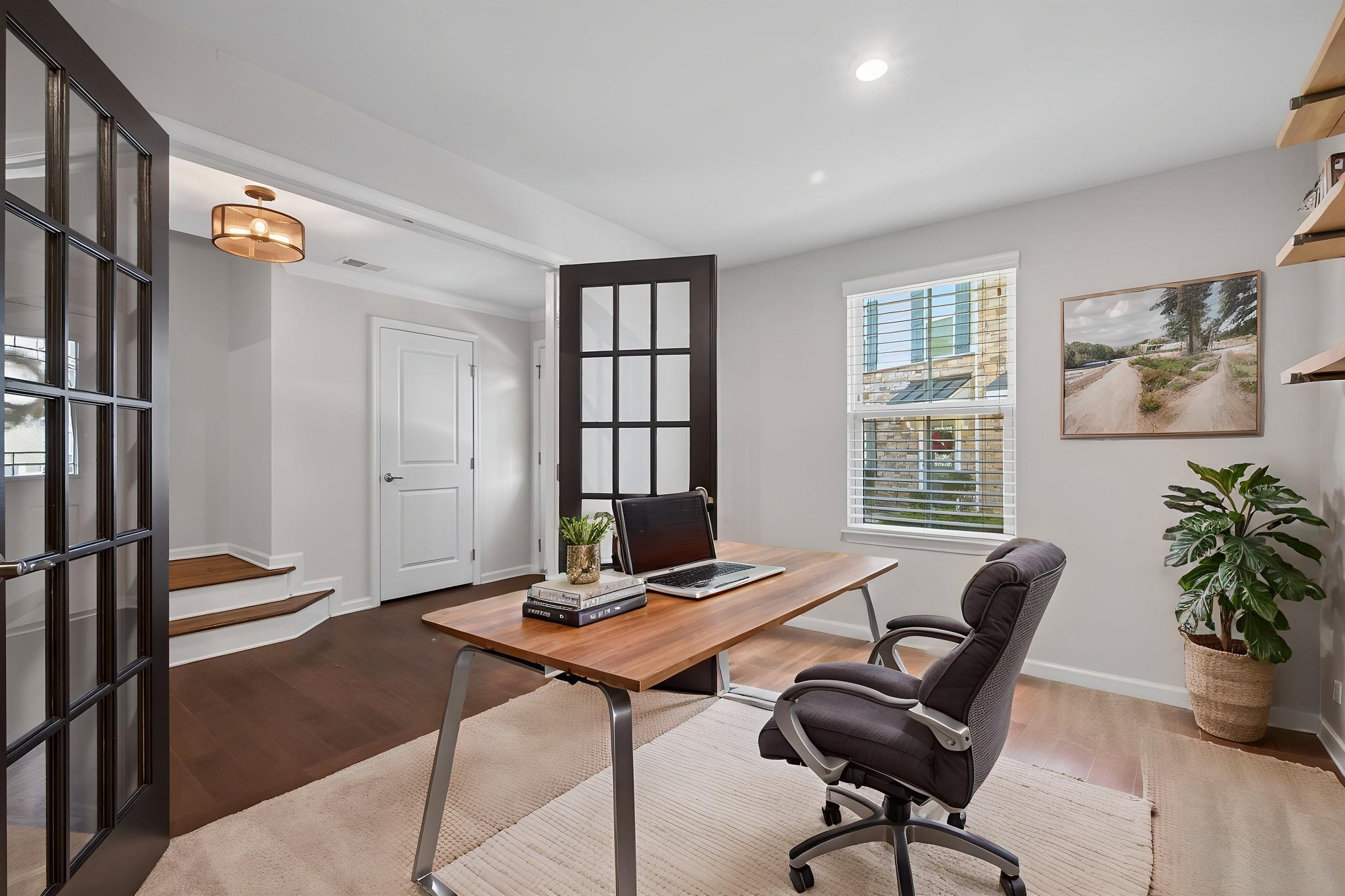 516-13 virtually staged.jpeg