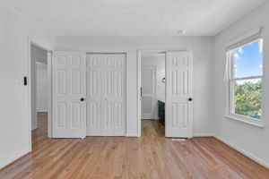  Photo 35