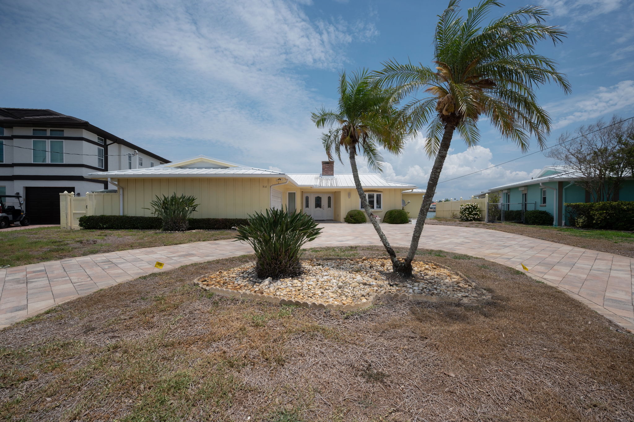 Front Exterior2