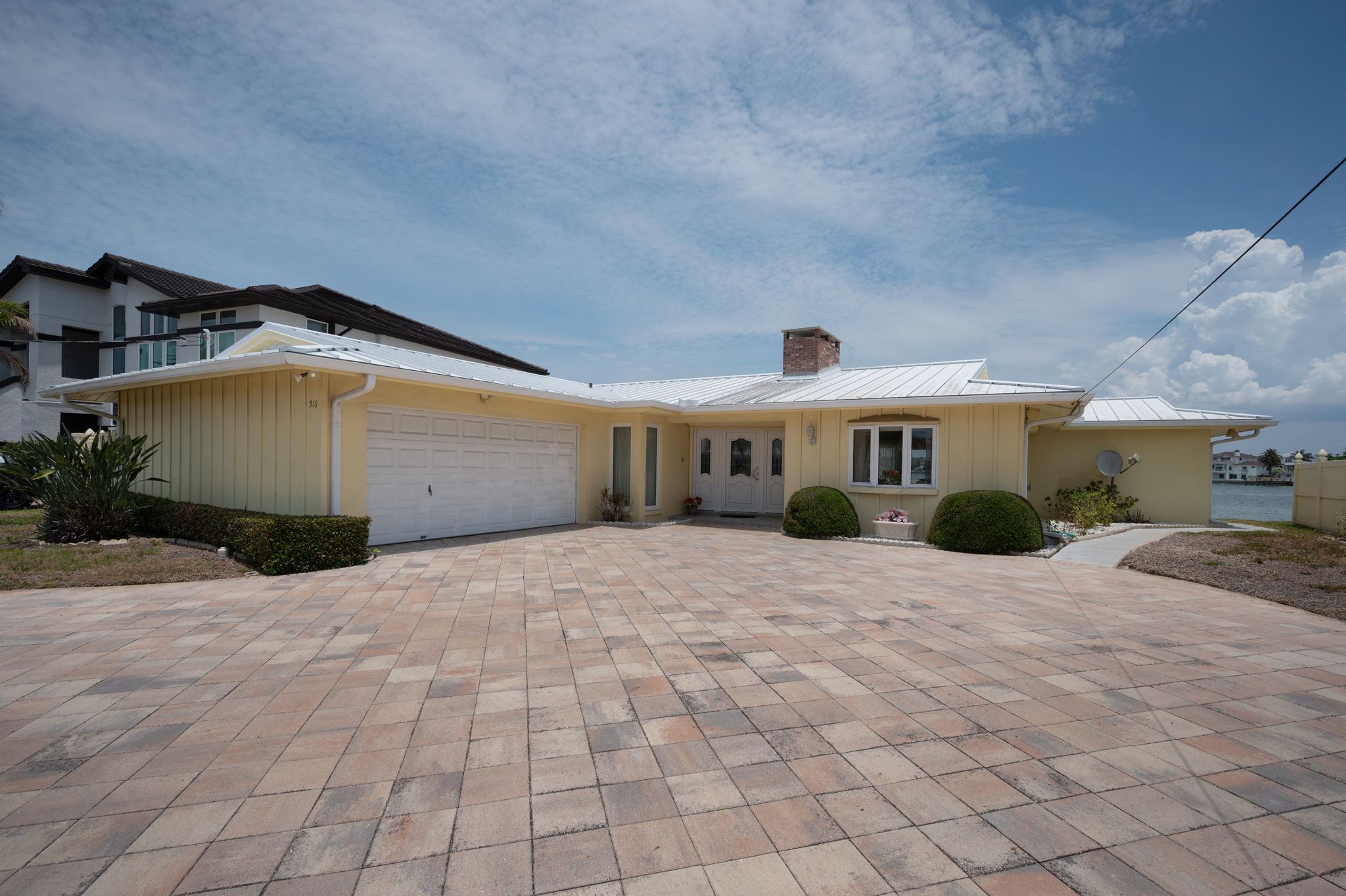 Front Exterior1