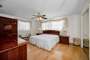 Primary Bedroom1a