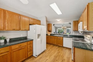 Loma Paseo Dr-S0207-018.jpg