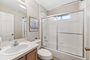 Loma Paseo Dr-S0207-022.jpg
