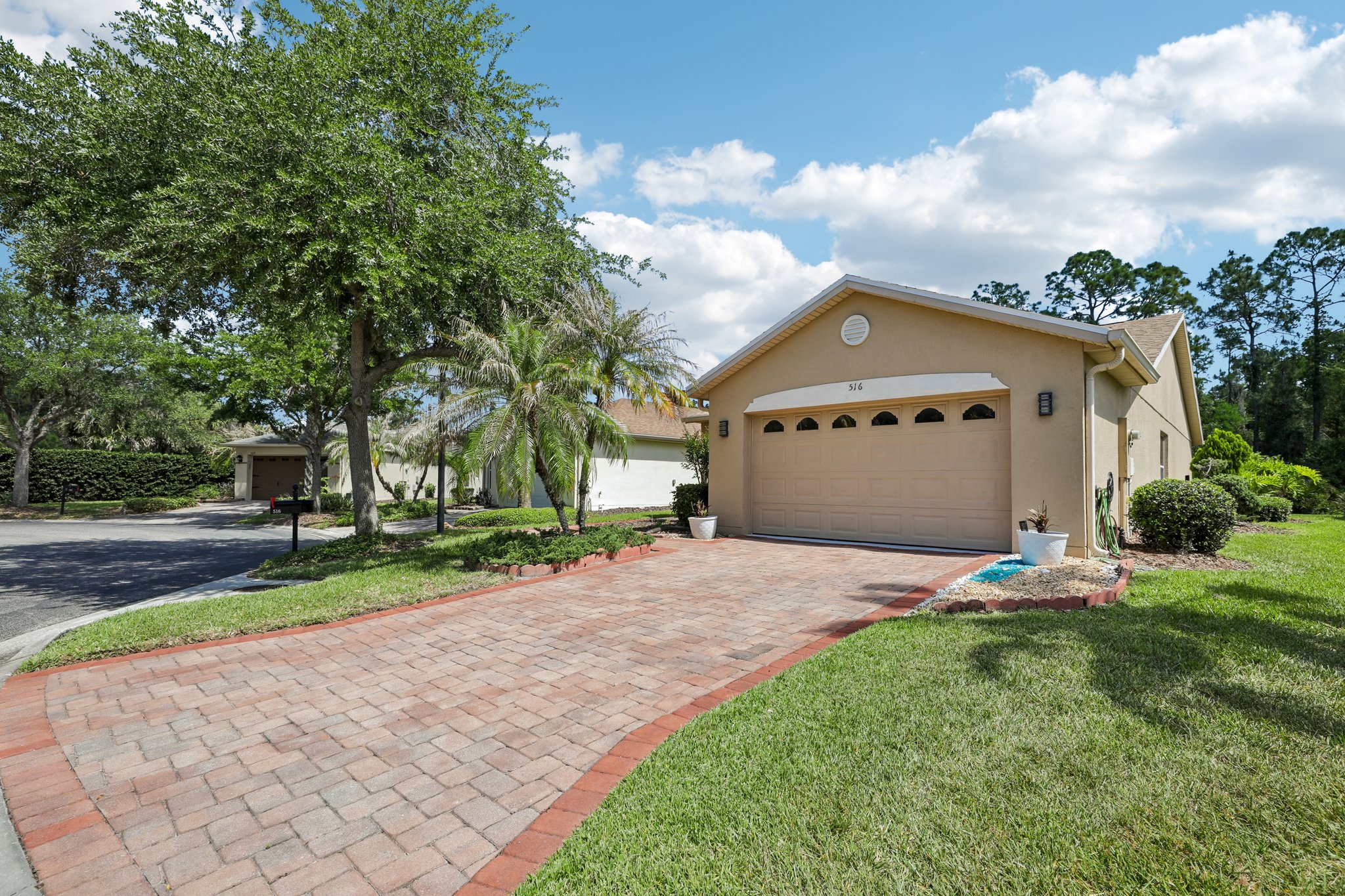 Millifiora Ln-S2504-004r.jpg