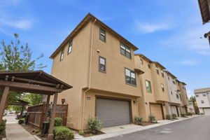 042_F8_516 Palmer Ave