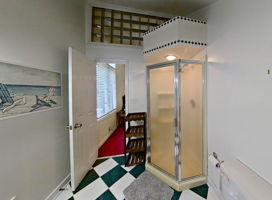  Photo 47