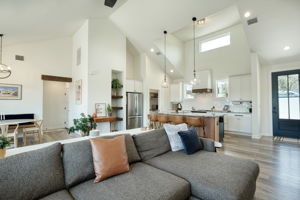 Living/Kitchen