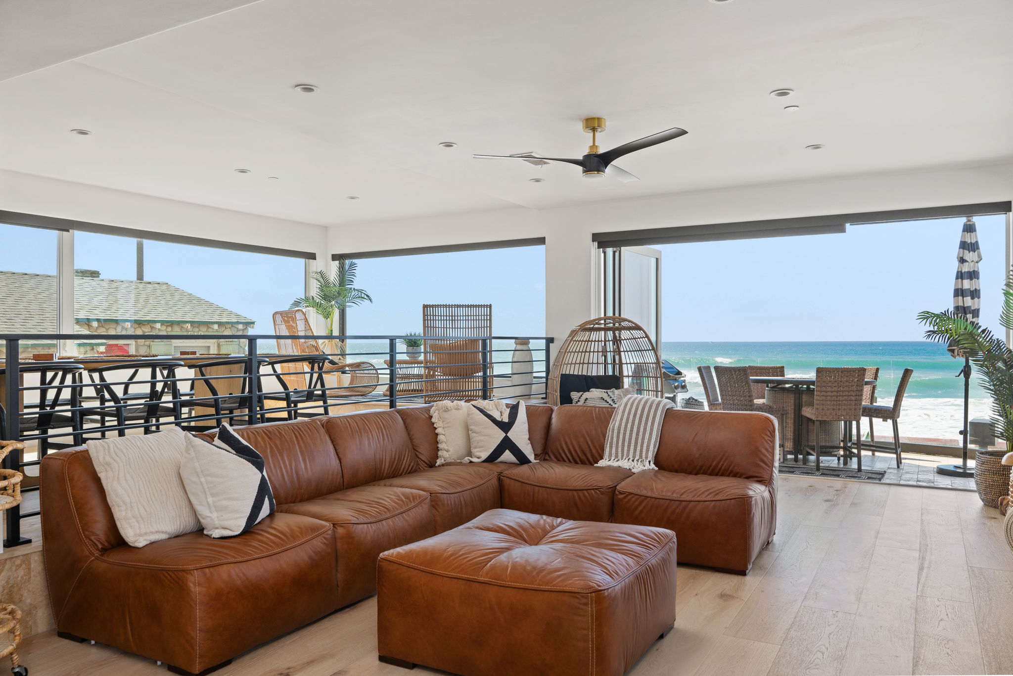 LOWER UNIT LIVING ROOM