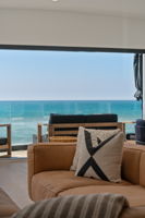 PENTHOUSE LIVING ROOM