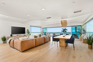 PENTHOUSE LIVING & DINING ROOKM