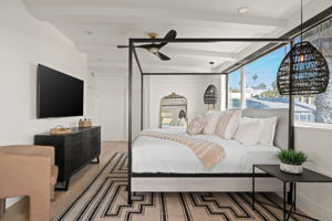 PENTHOUSE PRIMARY BEDROOM