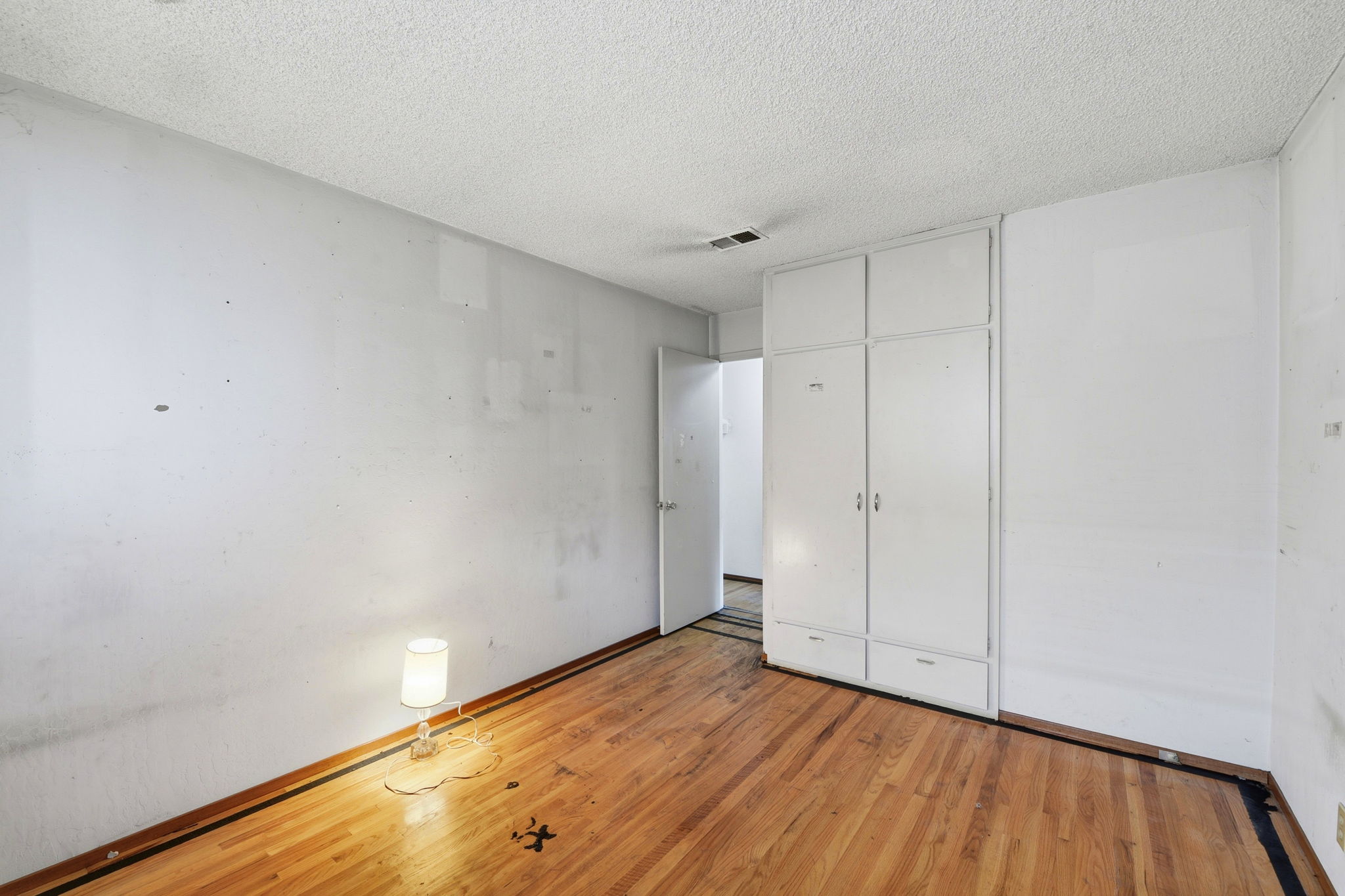 020_F8_516 Tuscarora Dr