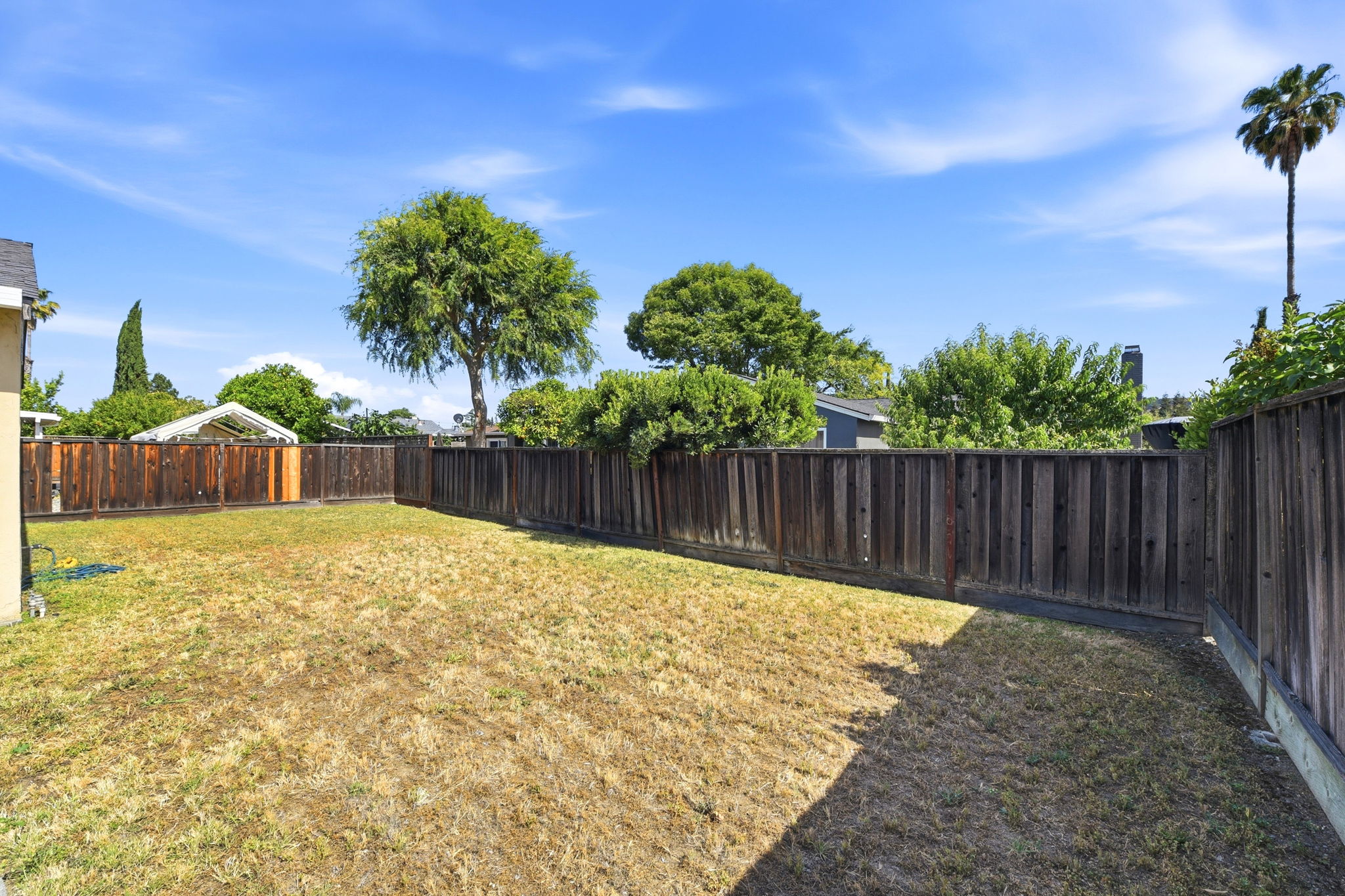038_F8_516 Tuscarora Dr